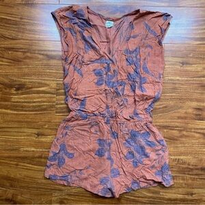 O'Neill Clay Gray Floral Viscose Lightweight Playsuit Romper Size XS Tropical